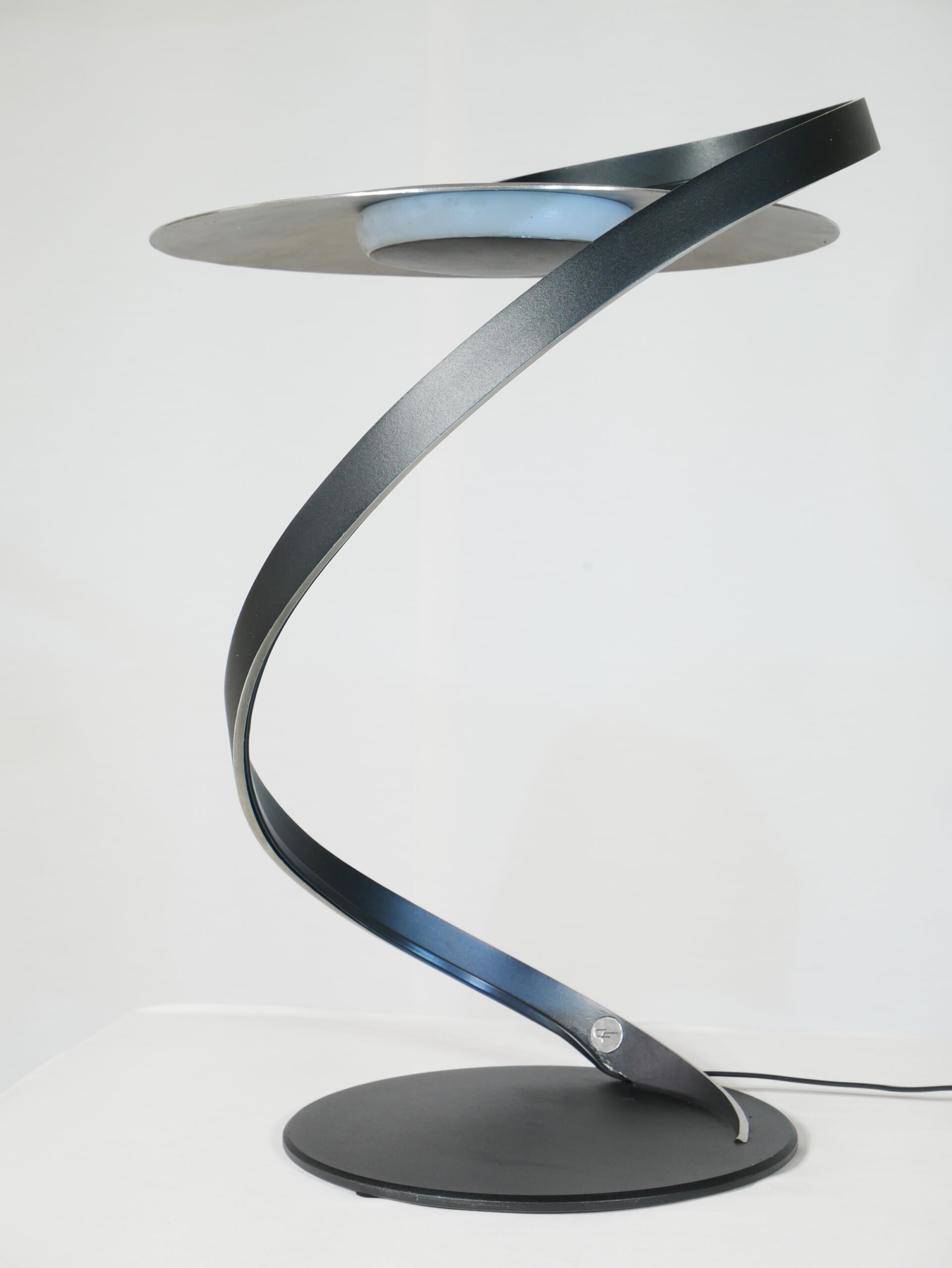 Mobilier d'exception - Lampe de table Aéra 5