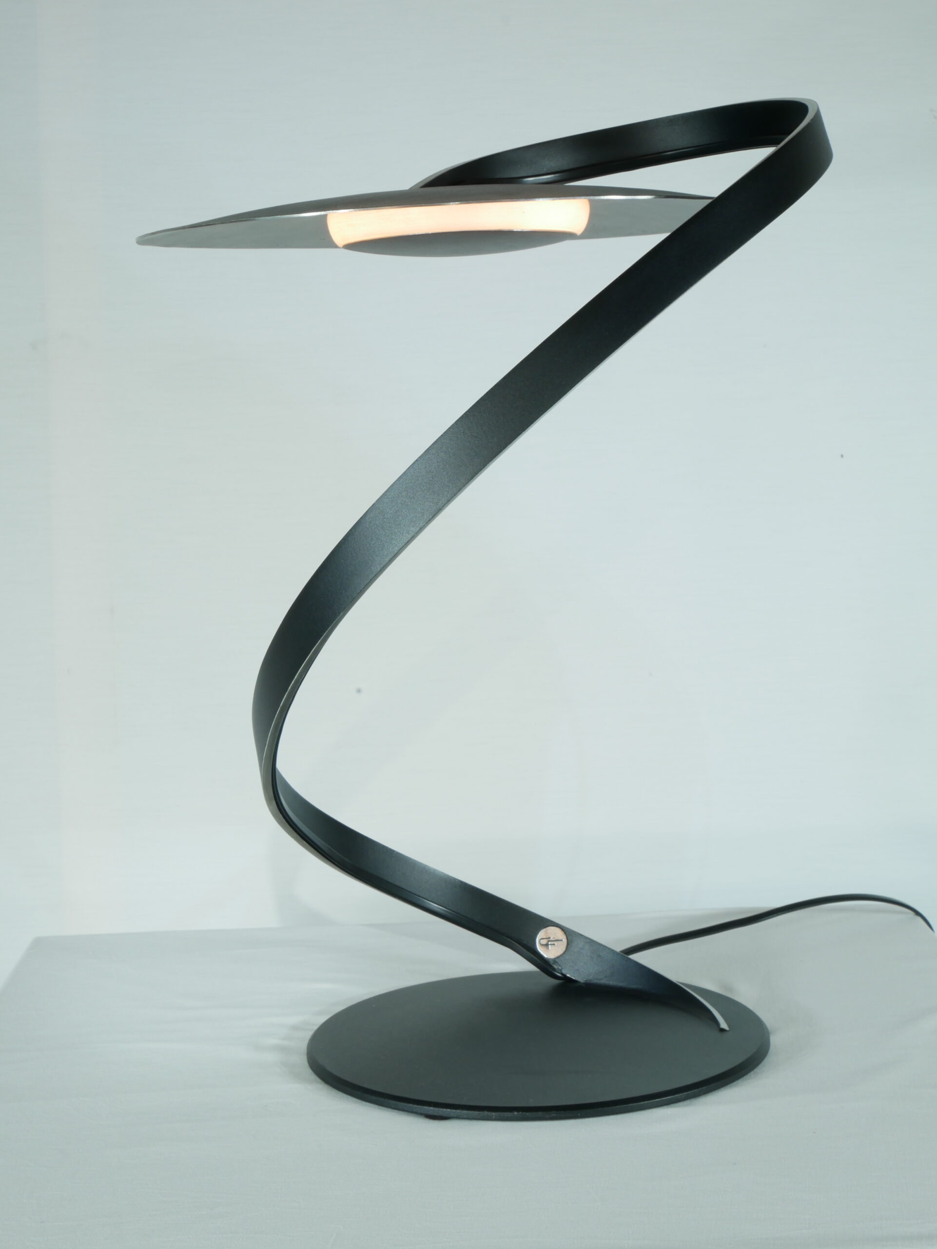 Mobilier d'exception - Lampe de table Aéra 9